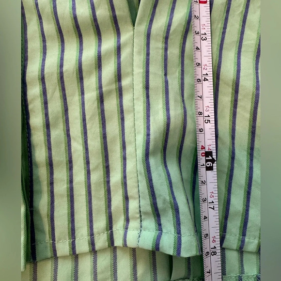 Tea and Cup Los Angeles Boxy Puff Sleeve Button Up Size Large - Picture 6 of 6